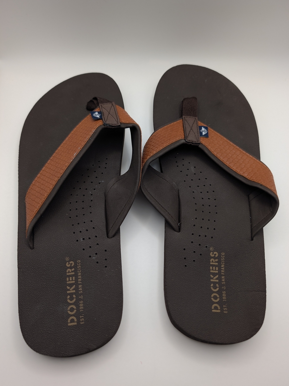 Dockers Men's Dark Brown Flip Flops with Tan Straps Size 10